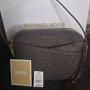 Michael Kors Jet Set Travel Medium Crossboday Bag - New With Tags & Box
